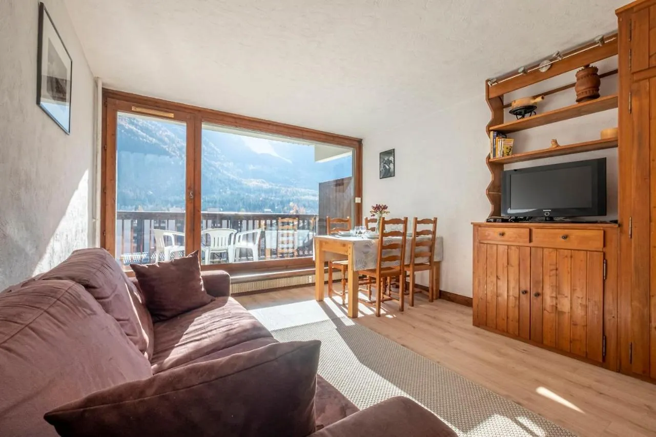 Nice Studio With Balcony In Chamonix France
